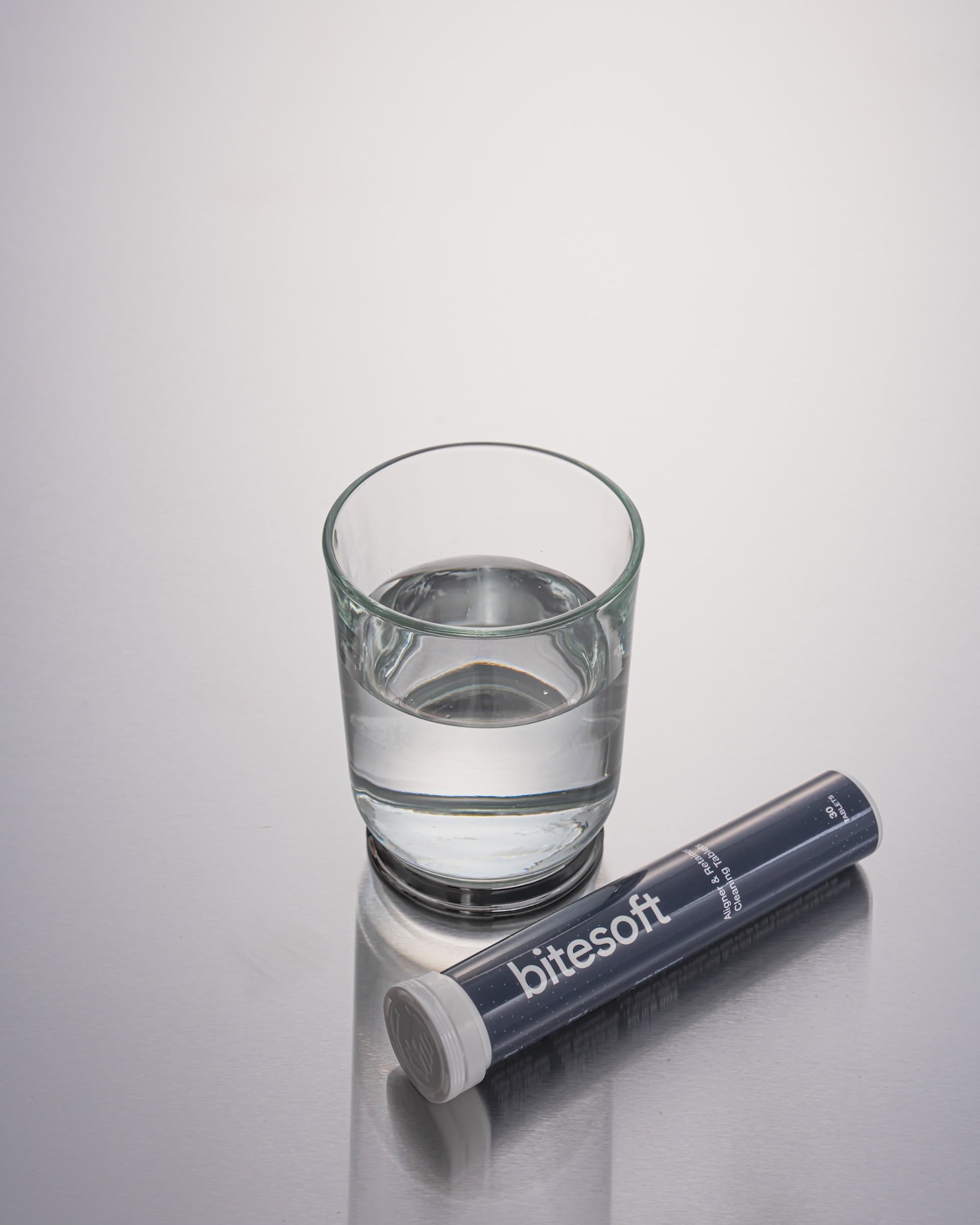 Load video: Aligner & Retainer Cleaning Tablets